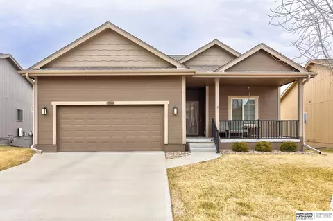 13944 Wood Valley Dr, Omaha, NE 68142