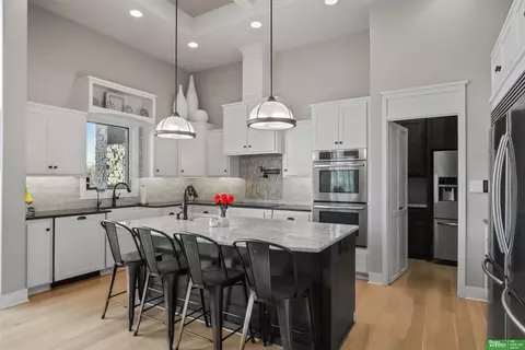 Kitchen - 23623 Hampton Rd, Elkhorn, NE 68022 photo 2 of 11