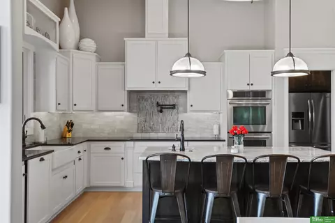 Kitchen - 23623 Hampton Rd, Elkhorn, NE 68022 photo 7 of 11
