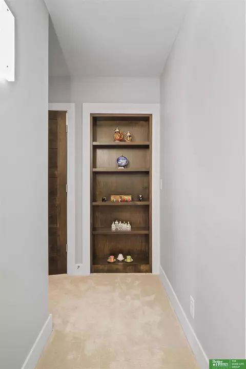 Entry Way - 23623 Hampton Rd, Elkhorn, NE 68022 photo 4 of 5