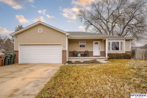 730 W A St, Lincoln, NE 68522