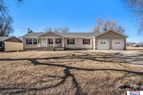 4553 Pacific Ave, Fremont, NE 68025