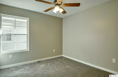 Bedroom - 2425 Ohio St, Omaha, NE 68111 photo 3 of 6