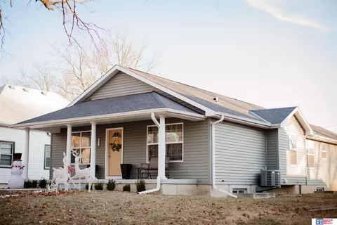 1633 Harwood St, Lincoln, NE 68502