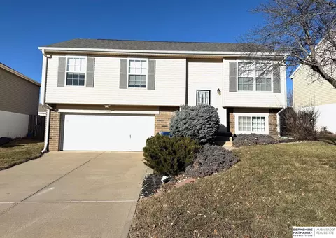17852 Josephine St, Omaha, NE 68136