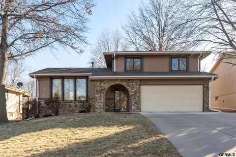 16211 Shirley St, Omaha, NE 68130