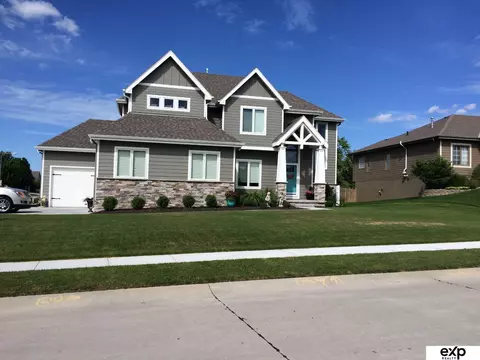 18430 D St, Omaha, NE 68130