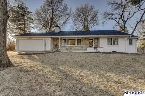 7665 Hickory St, Omaha, NE 68124