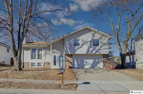 13142 Burdette Cir, Omaha, NE 68164