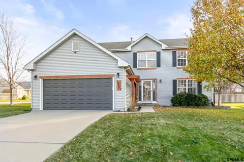 2715 Duane Ave, Bellevue, NE 68123