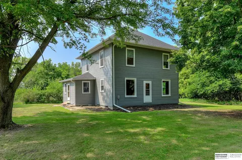 2421 County Road J, Hooper, NE 68031
