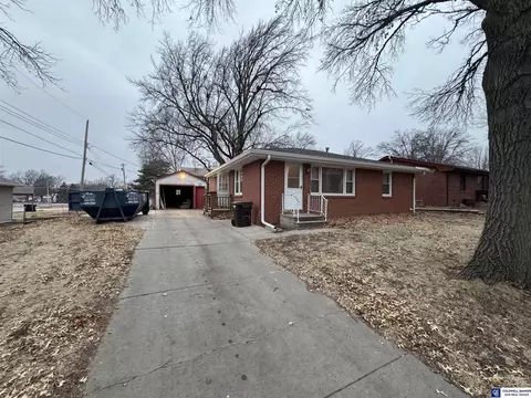 1925 N 53rd St, Lincoln, NE 68504