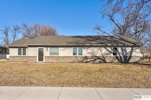 102 W Meigs St, Valley, NE 68064