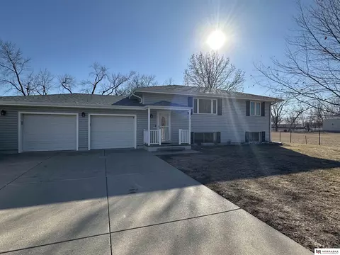 5315 Emiline St, Omaha, NE 68157