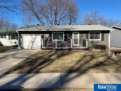 1206 Galloway Ave, Lincoln, NE 68512