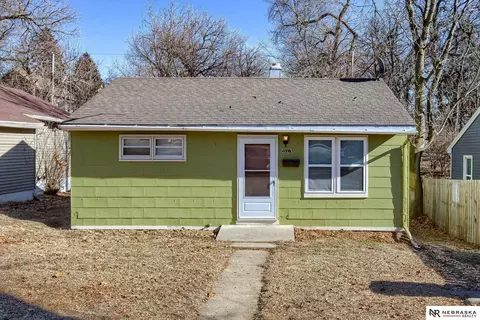 5927 N 35th St, Omaha, NE 68111