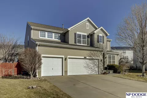 16128 U Cir, Omaha, NE 68135