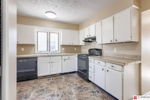 3605 Patrick Ave, Omaha, NE 68111 photo 8