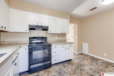 3605 Patrick Ave, Omaha, NE 68111 photo 10