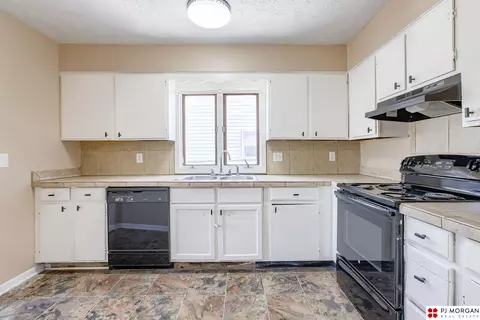 3605 Patrick Ave, Omaha, NE 68111 photo 7