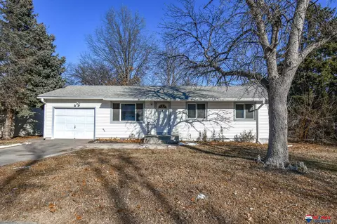 2200 Wildwood Pl, Lincoln, NE 68512