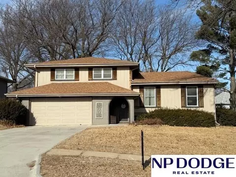 1612 S 136 St, Omaha, NE 68144