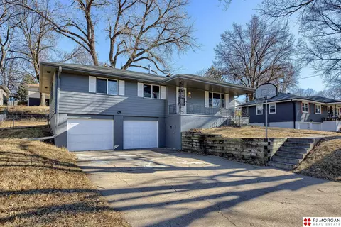 3105 S 109 St, Omaha, NE 68144