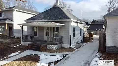452 S 25 St, Lincoln, NE 68510
