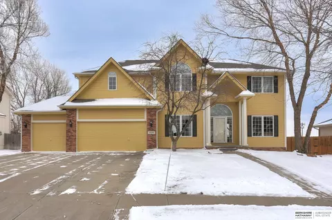 5619 N 160th Ave, Omaha, NE 68116