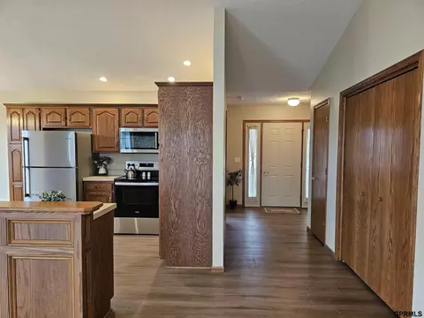 506 S 25 St, Beatrice, NE 68310 photo 9