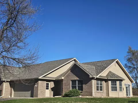 506 S 25 St, Beatrice, NE 68310
