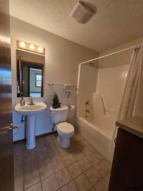 506 S 25 St, Beatrice, NE 68310 photo 13