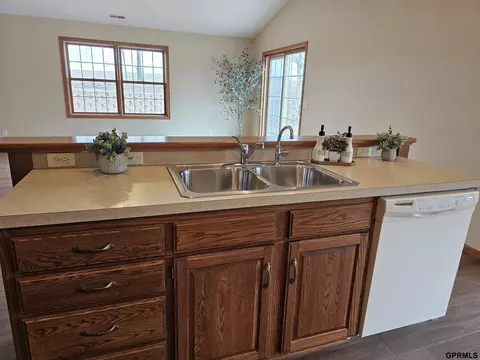 506 S 25 St, Beatrice, NE 68310 photo 8