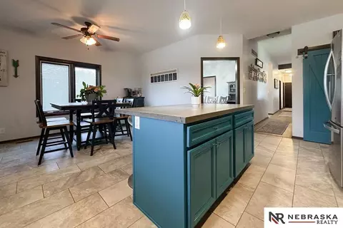 2043 Herman Ave, Wahoo, NE 68066 photo 9