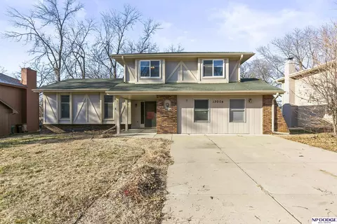 13004 S 35th St, Bellevue, NE 68123