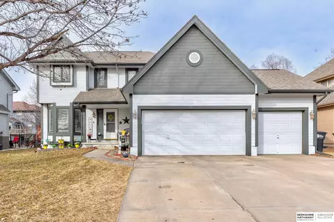 6720 S 162nd Ave, Omaha, NE 68135