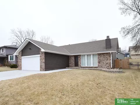 6523 S 110 St, Omaha, NE 68137