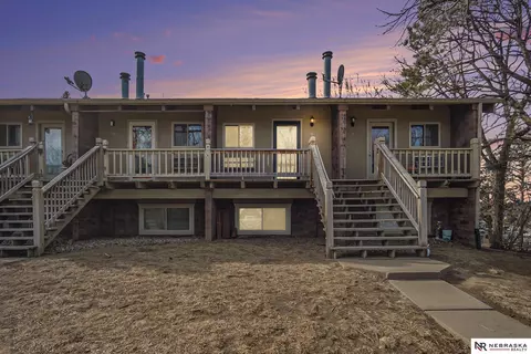 8941 Miami St #18, Omaha, NE 68134