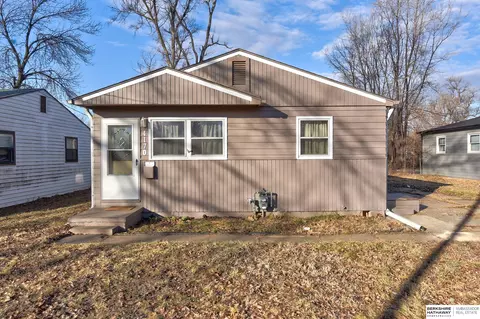 4170 S 62nd St, Omaha, NE 68117