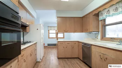 Kitchen - 7300 W Bluff Rd, Malcolm, NE 68402 photo 4 of 4