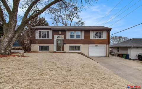 7302 S 41st Ter, Bellevue, NE 68147