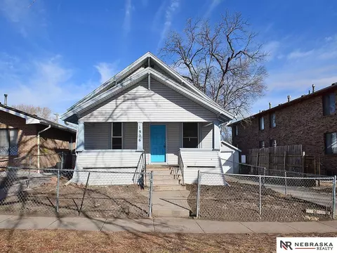 1926 G St, Lincoln, NE 68510
