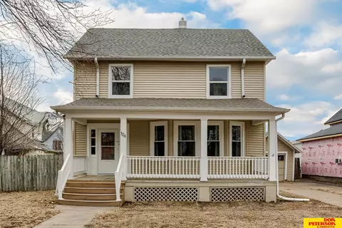 124 E Linden Ave, Fremont, NE 68025
