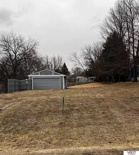 2602 Byron Rd, Plattsmouth, NE 68048