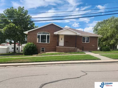 575 Plum St, Syracuse, NE 68446