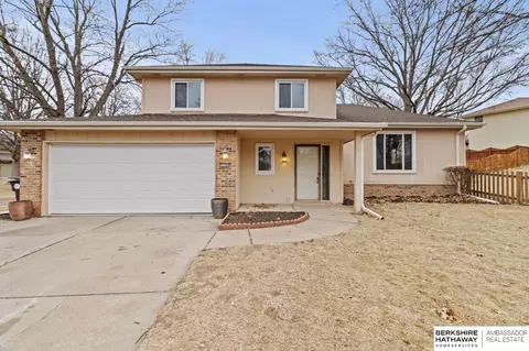 15266 Arbor St, Omaha, NE 68144