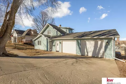 208 Crandall Ave, Panama, IA 51562