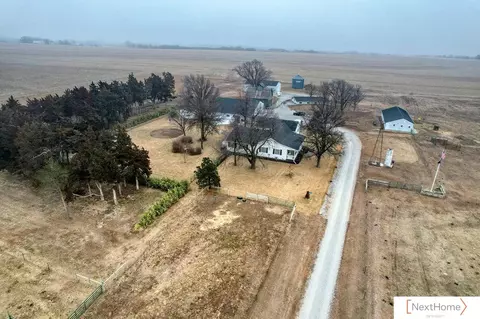766 Bamboo Trl, Milford, NE 68405
