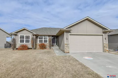 3740 W Plum St, Lincoln, NE 68522