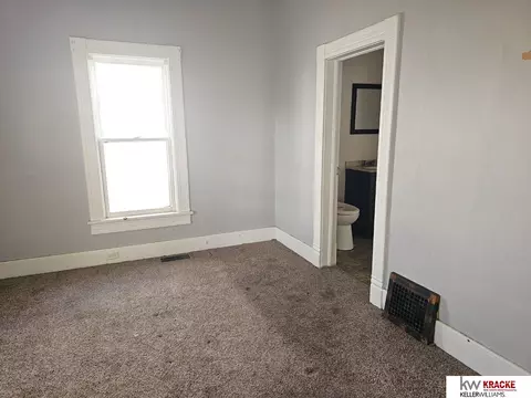 420 S 5th St, Beatrice, NE 68310 photo 5